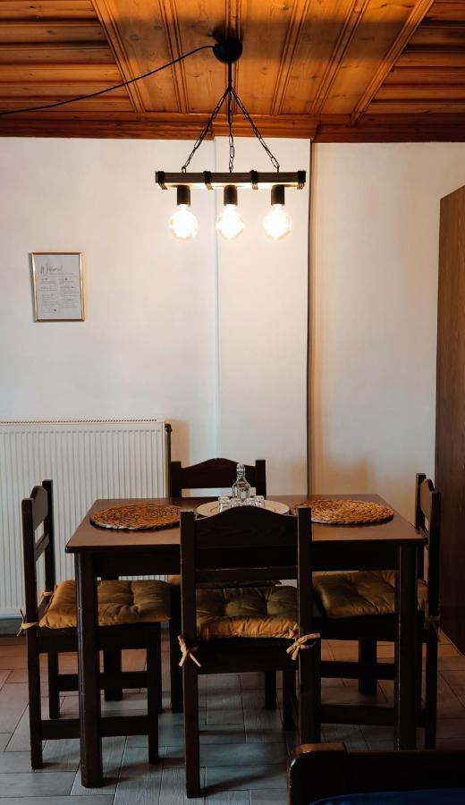 Kristis'S Homes - "Beautiful Home" In ดีมิตซานา ภายนอก รูปภาพ